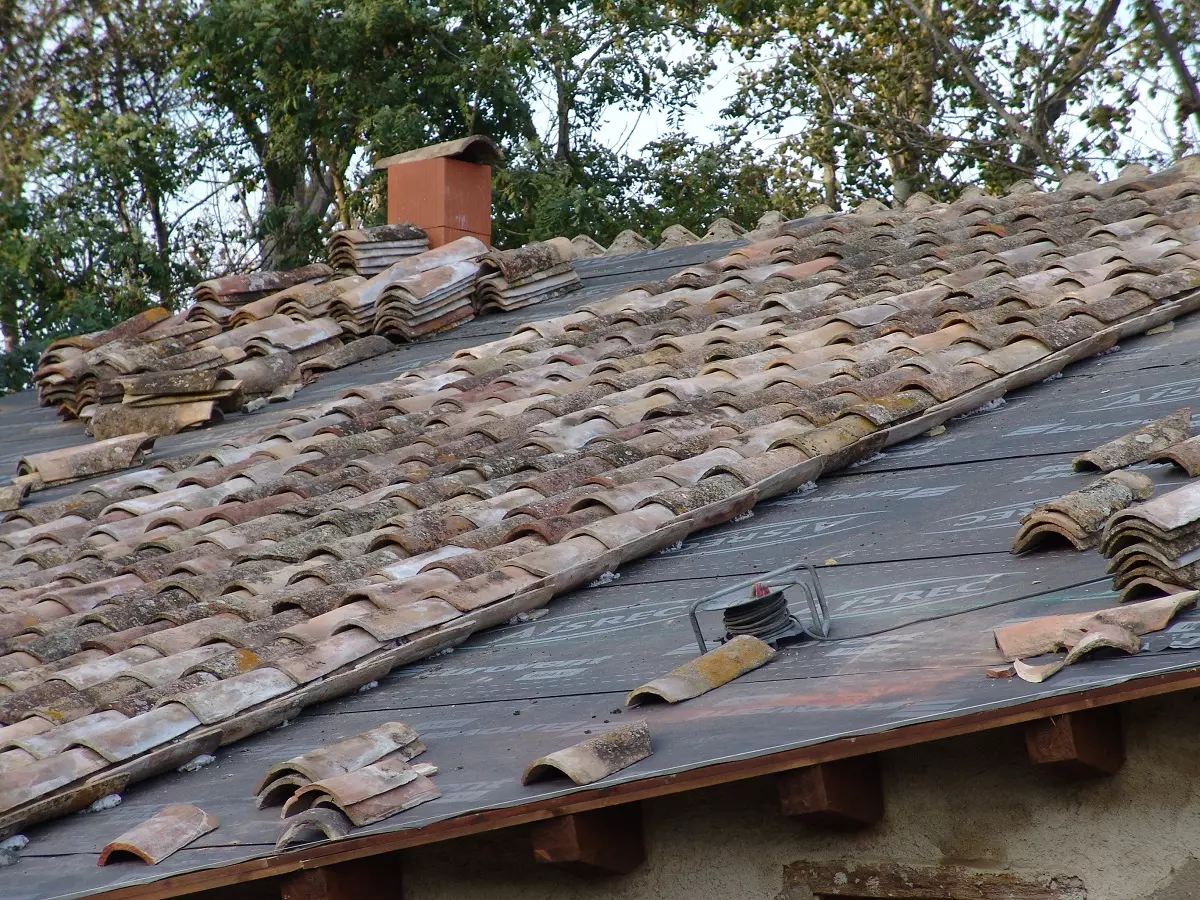 colocacion de teja arabe Comprar reformar y alquilar